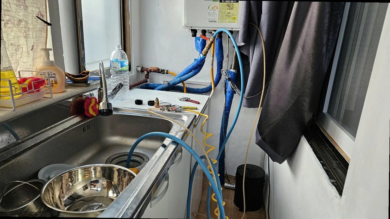 부산 남구 누수탐지 문현1동 누수탐지 베란다누수점검 베란다 물샘의 기본이란 무엇인가